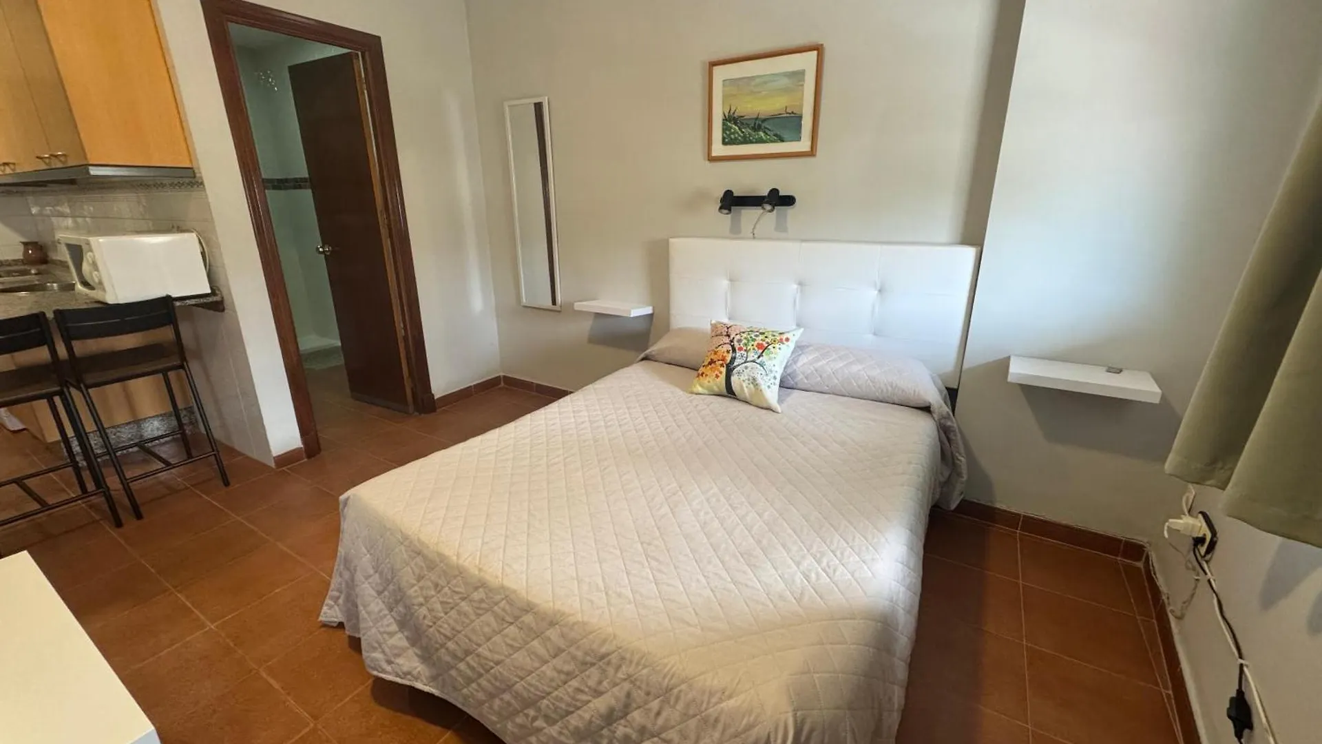 Hostal Miramar Los Canos De Meca Spain