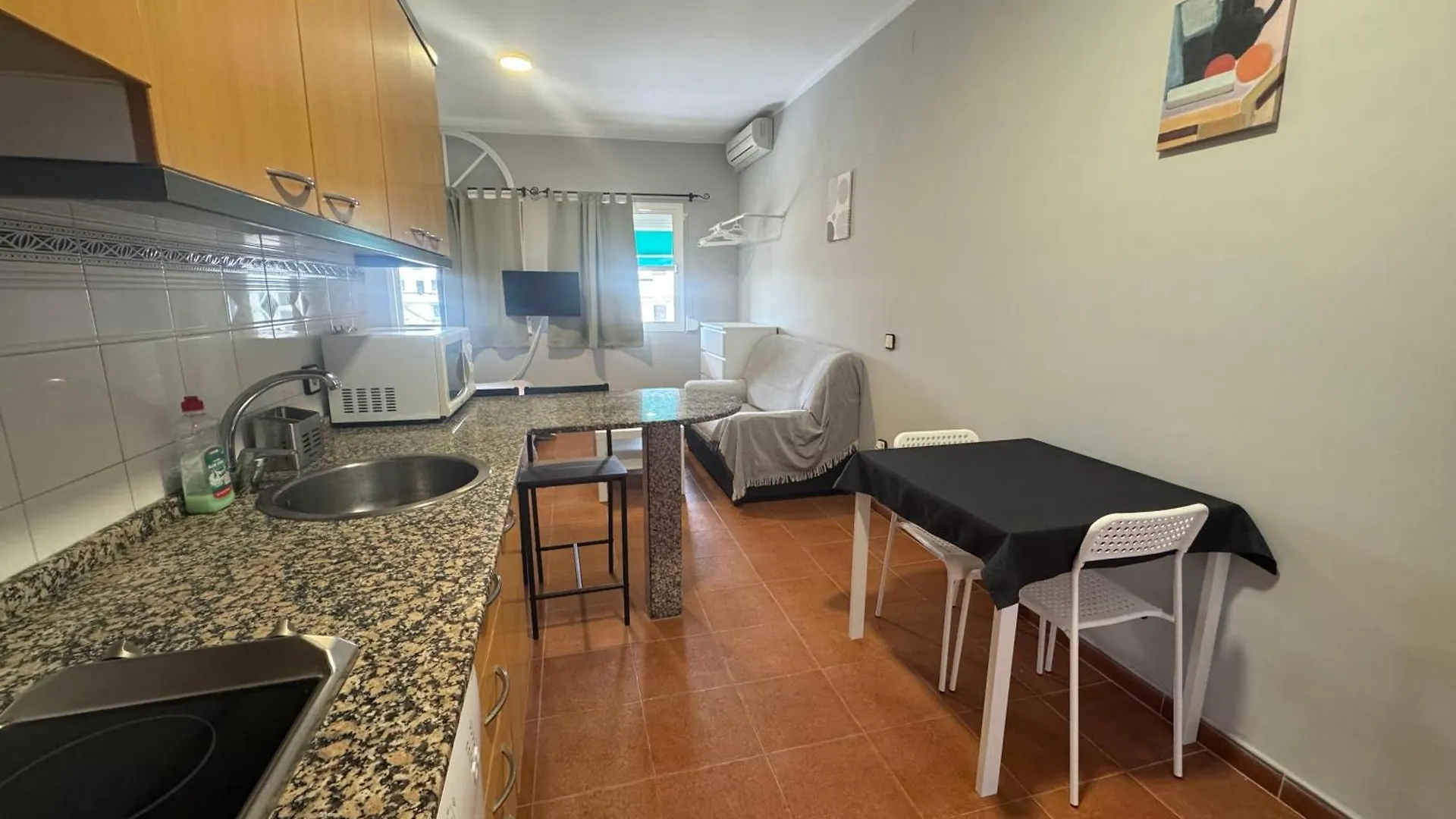 Hostal Miramar Los Canos De Meca Guest house