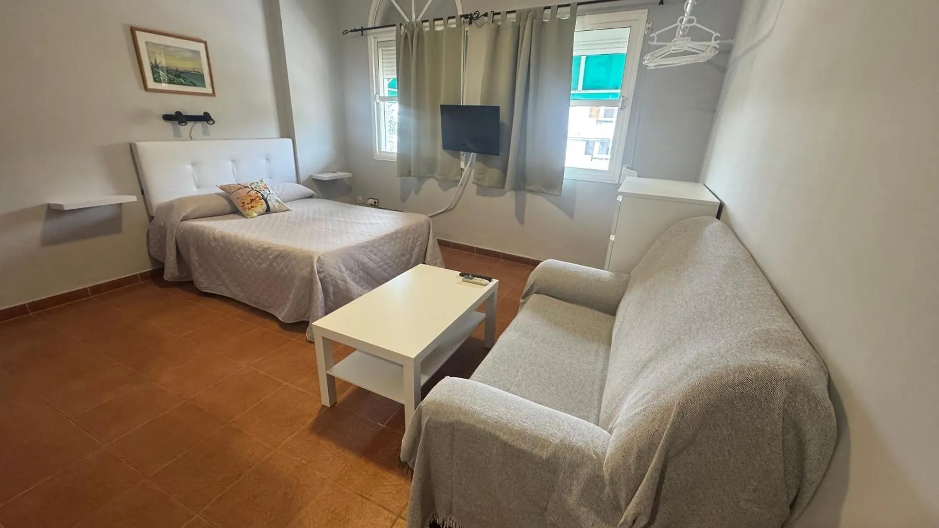 Hostal Miramar Los Canos De Meca Spanien