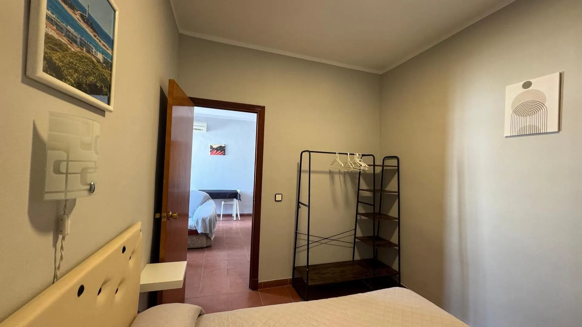 Hostal Miramar Los Canos De Meca Guest house