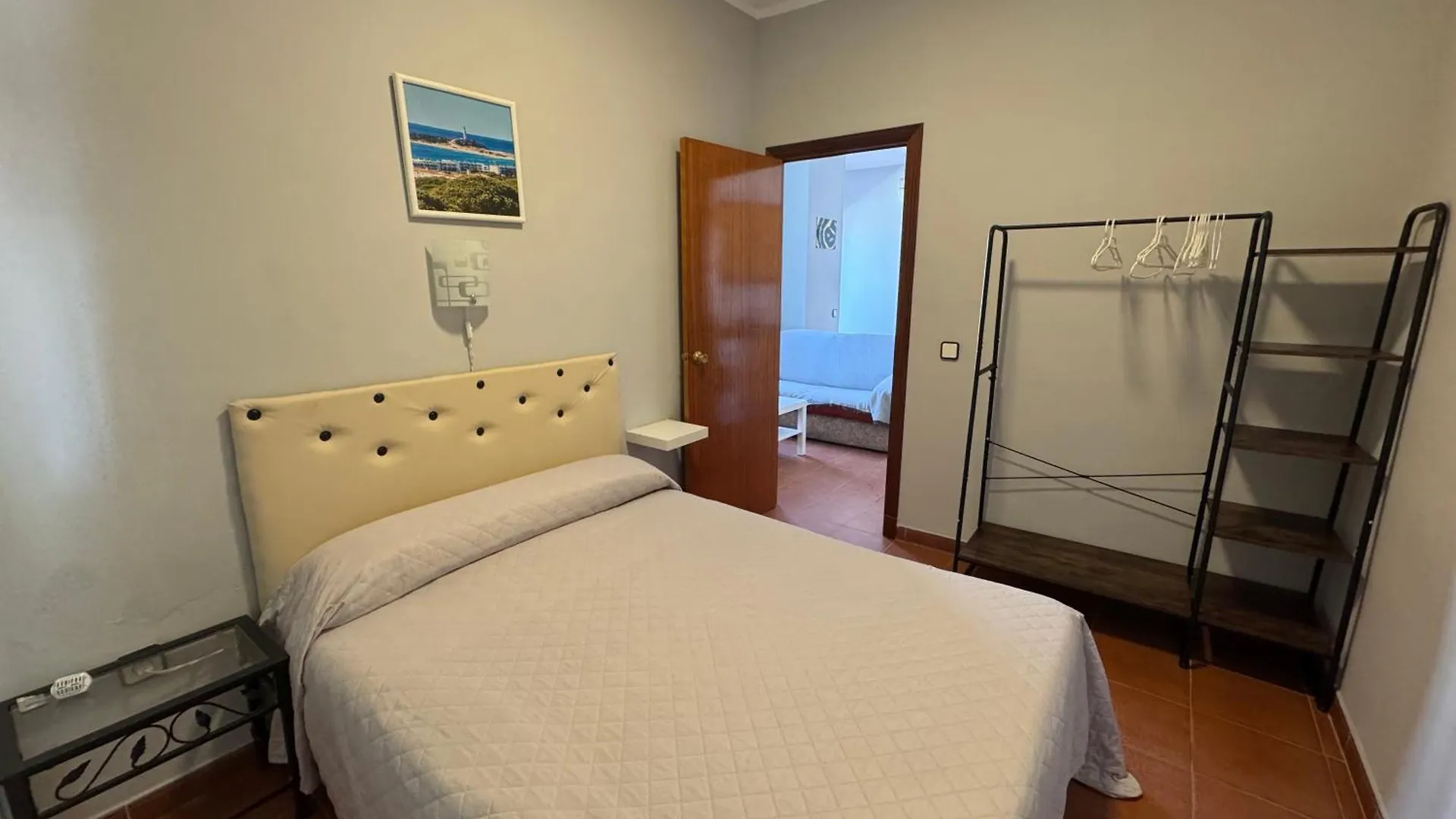 Guest house Hostal Miramar Los Canos De Meca