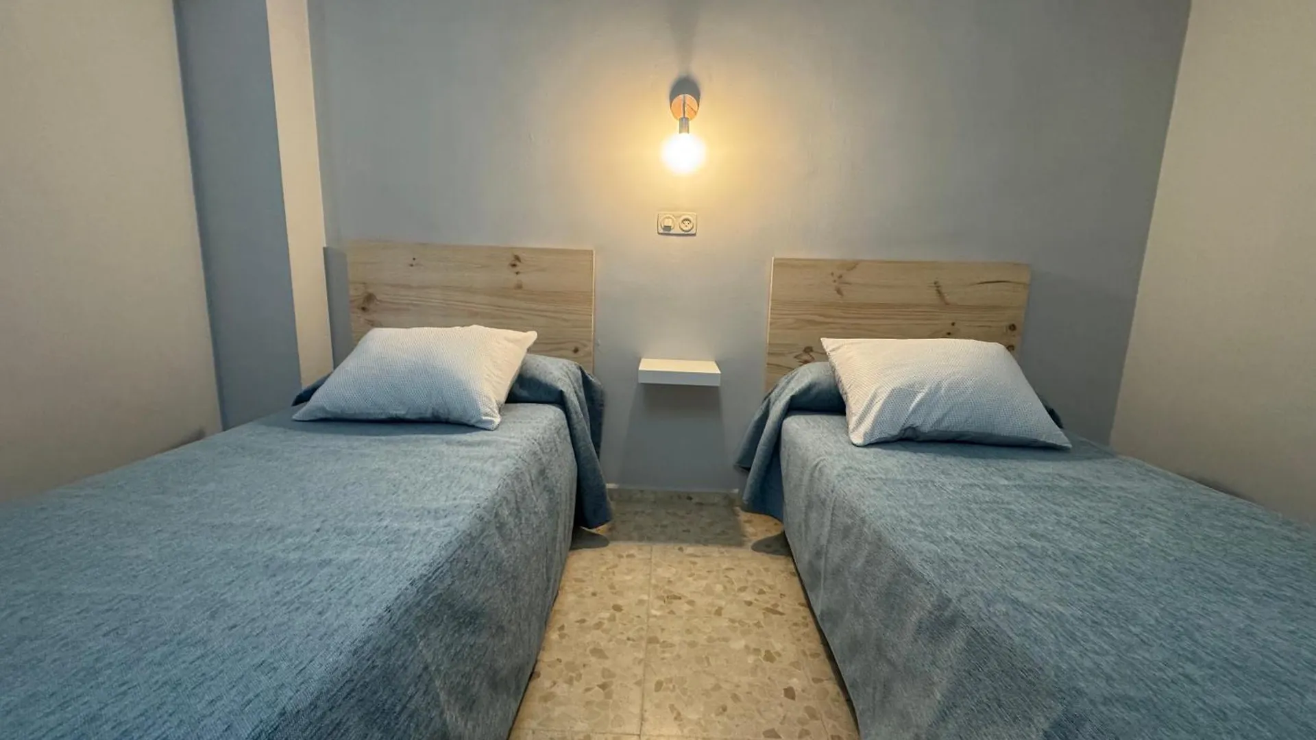 Hostal Miramar Los Canos De Meca 0*,  Spain