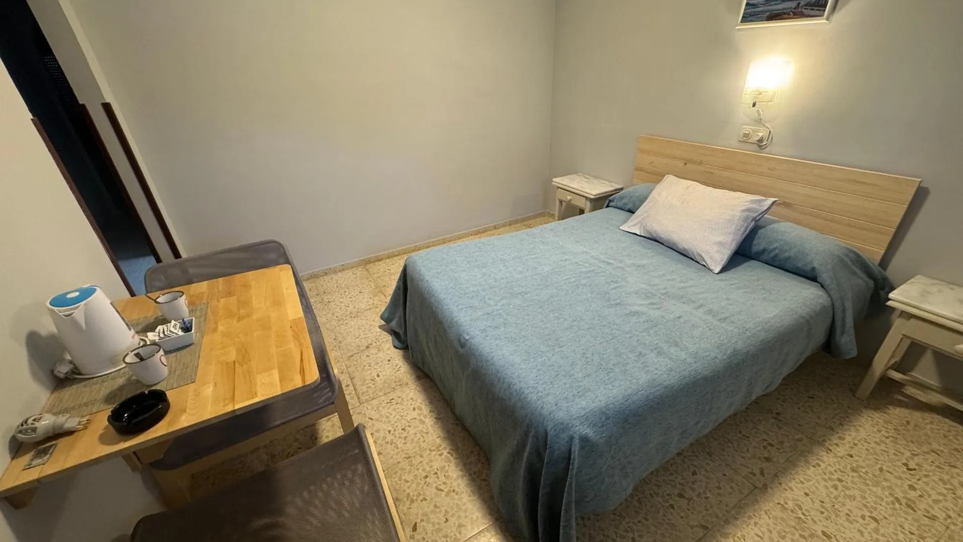 Hostal Miramar Los Canos De Meca 0*,