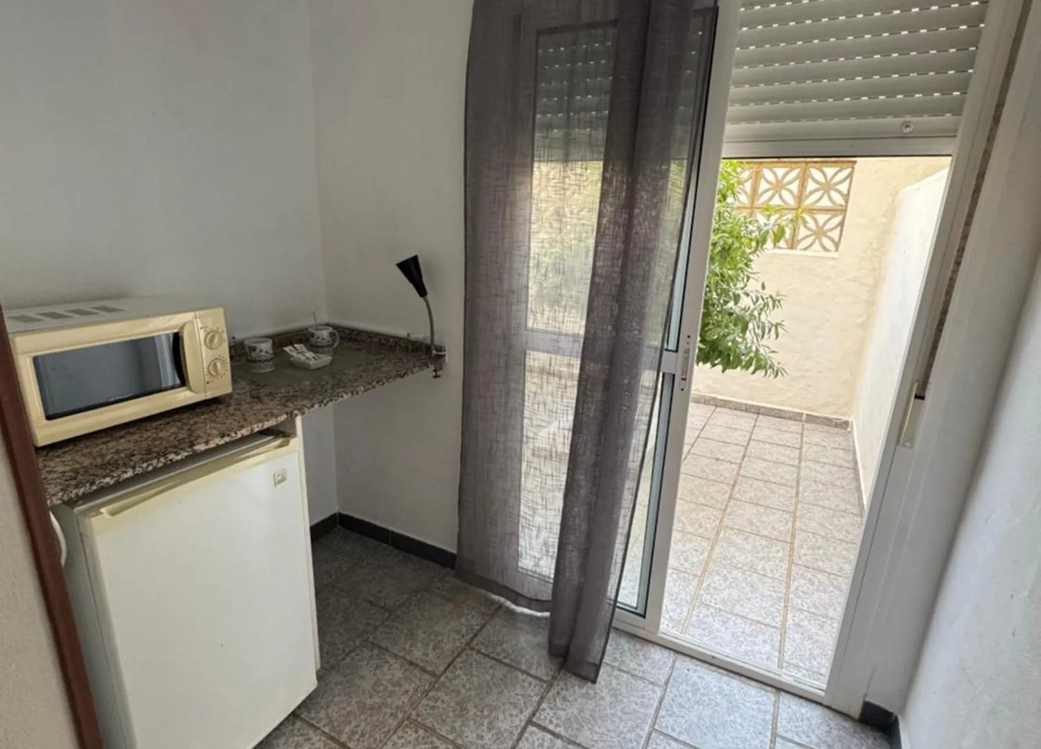 Guest house Hostal Miramar Los Canos De Meca